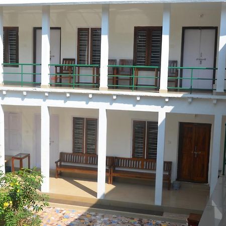 Arya Homestay Bougain Villa ゴカルナ エクステリア 写真