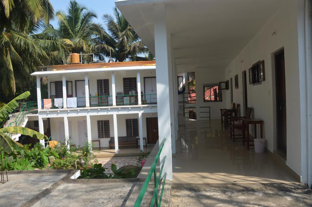 Arya Homestay Bougain Villa ゴカルナ エクステリア 写真