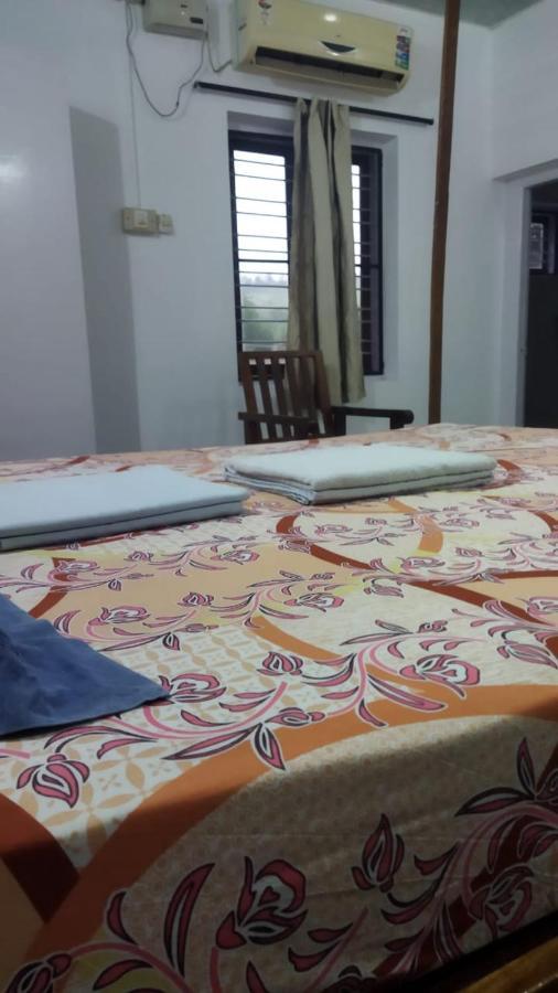 Arya Homestay Bougain Villa ゴカルナ エクステリア 写真
